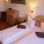 Hotel Sassenhof 3*