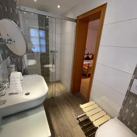 Sassenhof Hotel 3*
