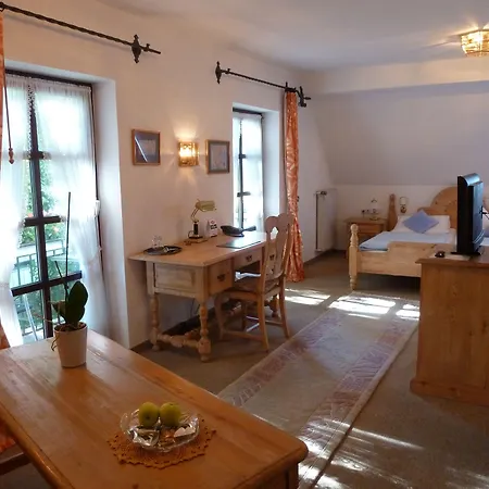 Hotel Sassenhof 3*