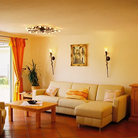 Sassenhof Hotel 3*